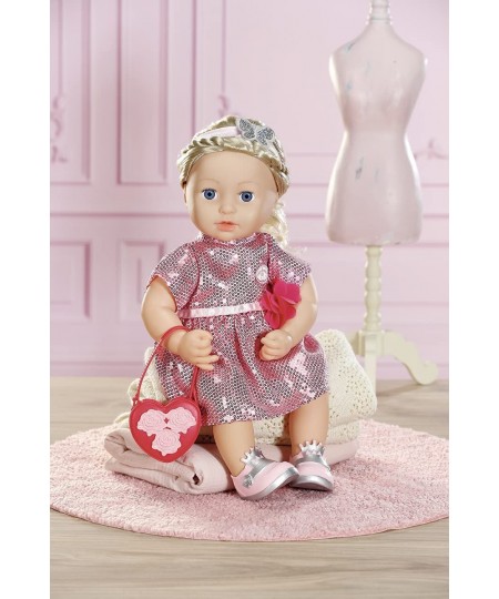 705438 Deluxe Glamour 43 cm $87.39 - Doll Accessories