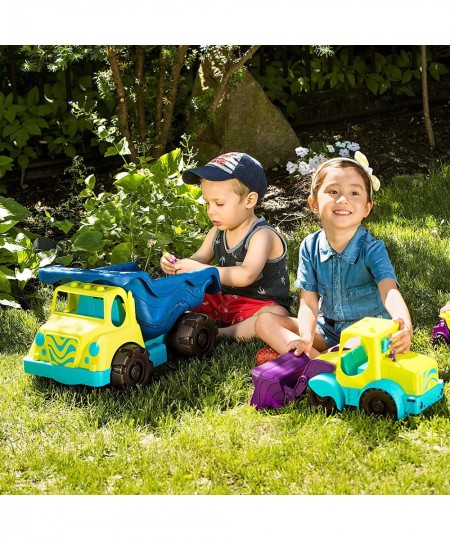 Colossal Cruiser – 20” Large Sand Truck – Beach Toy Dump Trucks for Kids 18 M+ (Lime/Navy) $44.91 - Sandboxes & Beach Toys